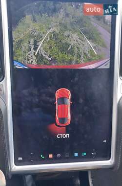 Ліфтбек Tesla Model S 2014 в Тростянці