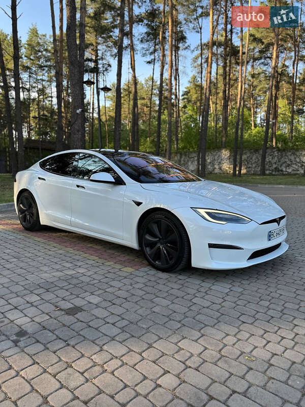 Ліфтбек Tesla Model S 2021 в 