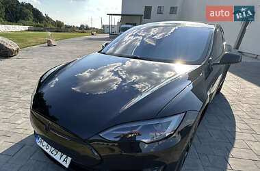 Ліфтбек Tesla Model S 2016 в 