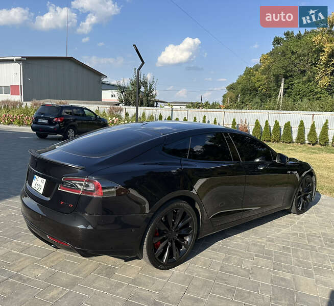 Ліфтбек Tesla Model S 2016 в Луцьку фото 15 Ліфтбек Tesla Model S 2016 в Луцьку