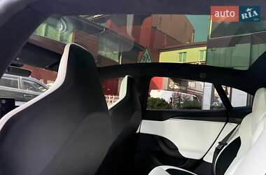 Лифтбек Tesla Model S 2024 в 