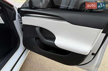 Лифтбек Tesla Model S 2024 в 