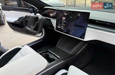Лифтбек Tesla Model S 2024 в 