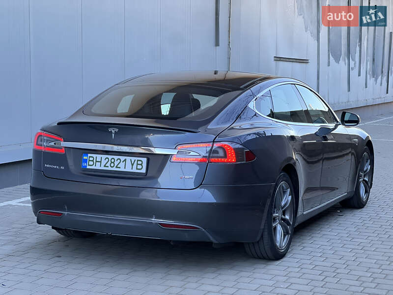 Tesla Model S 2014 Tesla Model S 2014