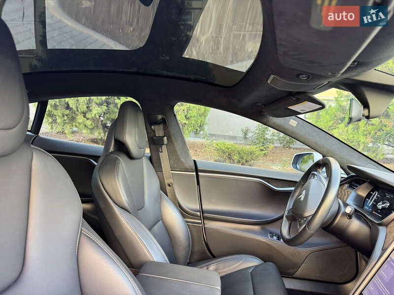 Лифтбек Tesla Model S 2019 в Одессе