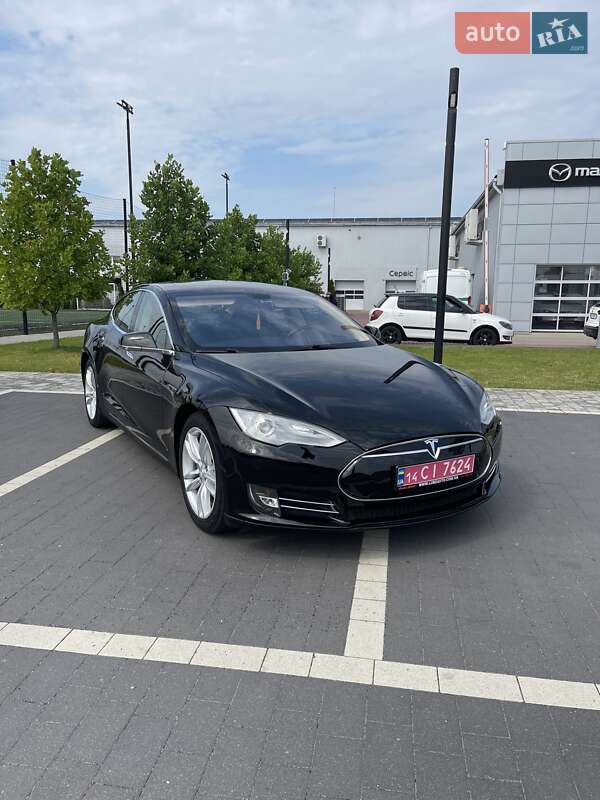 Лифтбек Tesla Model S 2013 в Мукачево