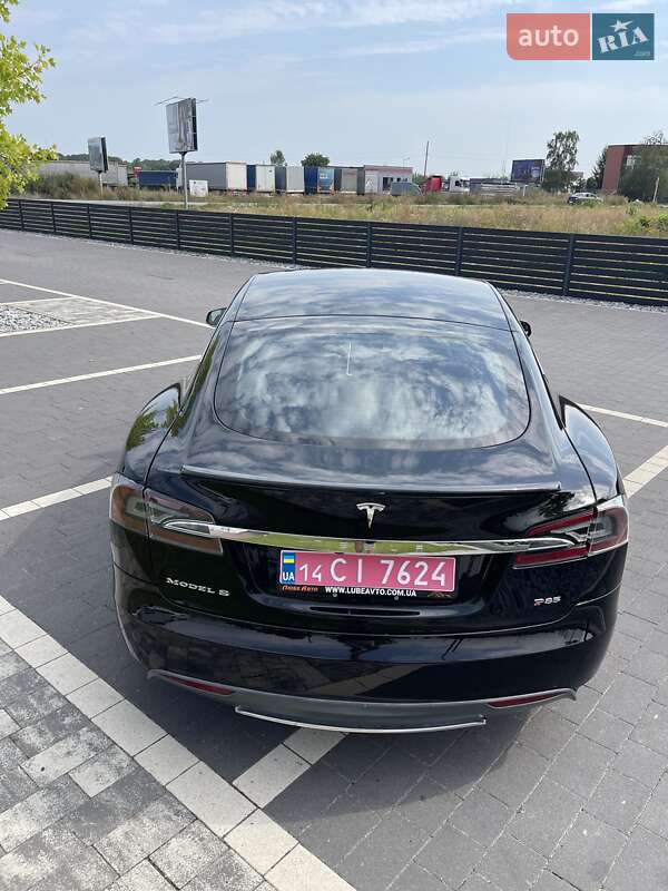 Лифтбек Tesla Model S 2013 в Мукачево