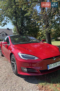 Tesla Model S 2018
