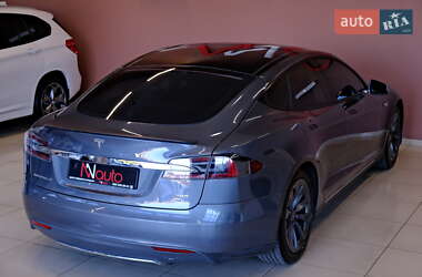 Ліфтбек Tesla Model S 2013 в 