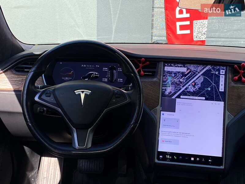 Лифтбек Tesla Model S 2020 в Киеве