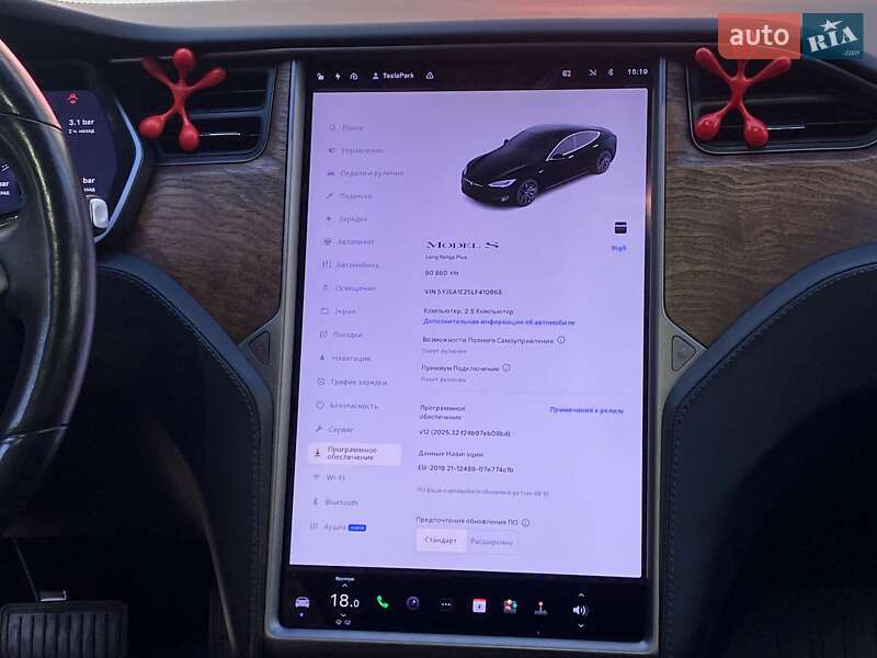 Лифтбек Tesla Model S 2020 в Киеве