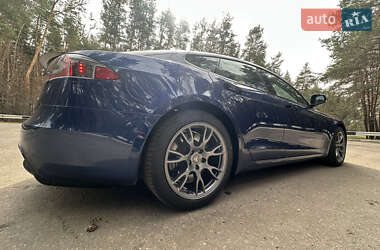 Лифтбек Tesla Model S 2022 в 