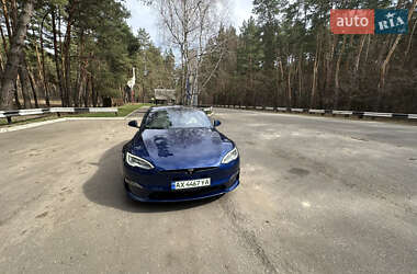 Лифтбек Tesla Model S 2022 в 