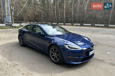 Лифтбек Tesla Model S 2022 в Ланне