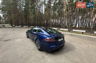 Лифтбек Tesla Model S 2022 в 