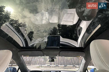 Лифтбек Tesla Model S 2022 в 