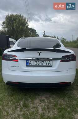 Ліфтбек Tesla Model S 2016 в 
