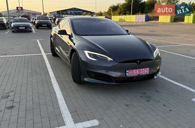 Ліфтбек Tesla Model S 2014 в Вінниці