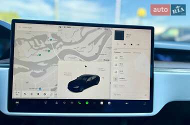 Лифтбек Tesla Model S 2022 в 