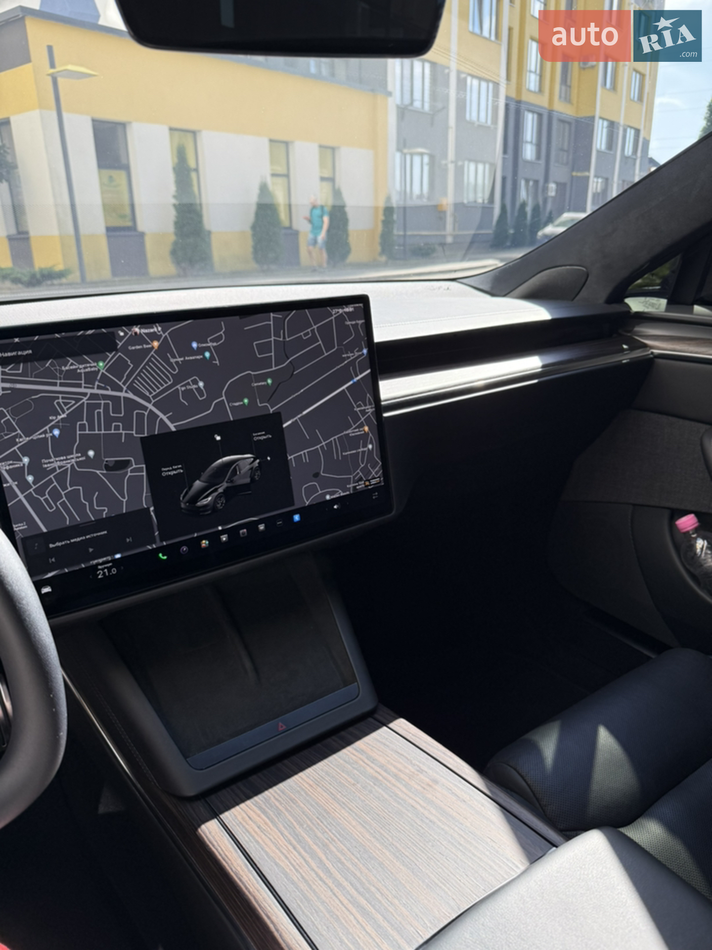 2021 Tesla Model S - мініатюра 19