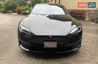Лифтбек Tesla Model S 2022 в Долине