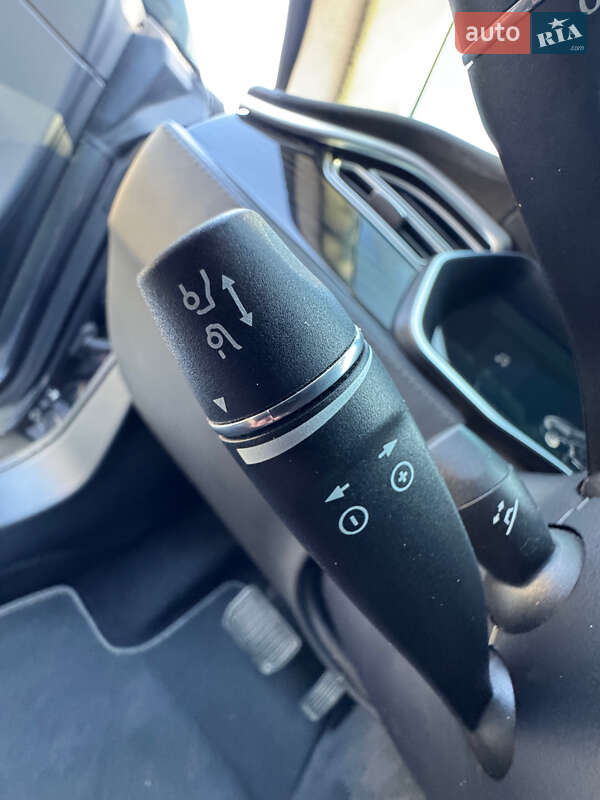 Лифтбек Tesla Model S 2017 в Одессе