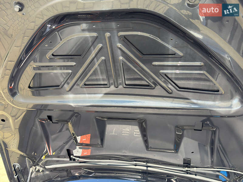 Лифтбек Tesla Model S 2017 в Одессе