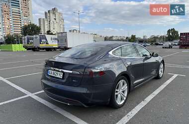 Ліфтбек Tesla Model S 2015 в 