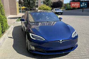 Tesla Model S 2016