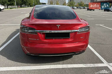 Лифтбек Tesla Model S 2017 в 
