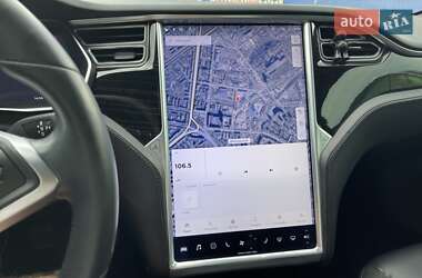 Ліфтбек Tesla Model S 2016 в 