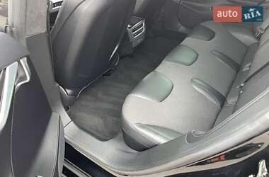 Ліфтбек Tesla Model S 2016 в 