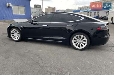 Ліфтбек Tesla Model S 2016 в 