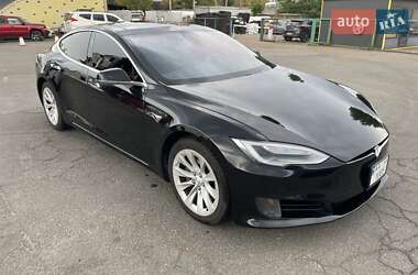 Ліфтбек Tesla Model S 2016 в 