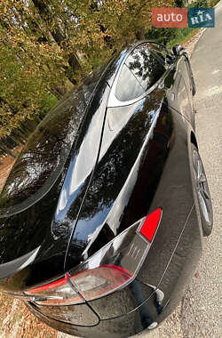 Ліфтбек Tesla Model S 2020 в 