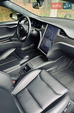 Ліфтбек Tesla Model S 2020 в 
