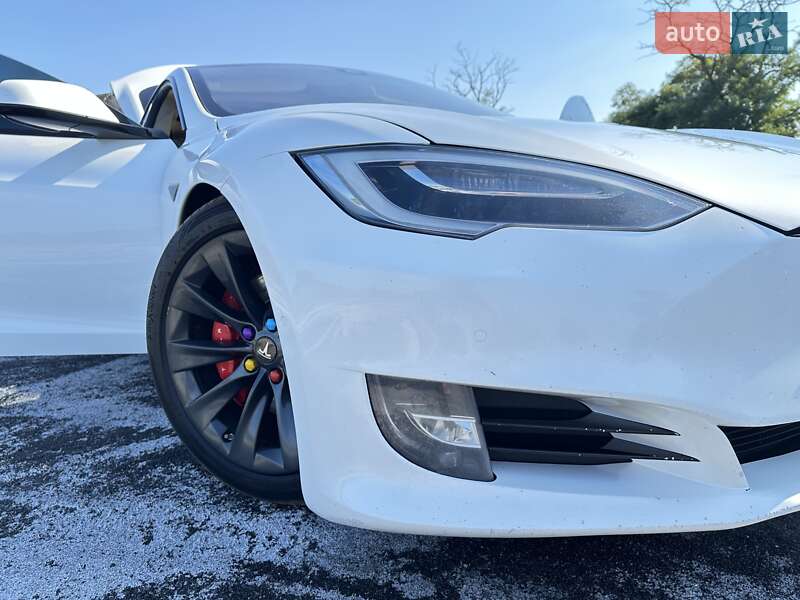 Лифтбек Tesla Model S 2016 в Черкассах фото 25 Лифтбек Tesla Model S 2016 в Черкассах