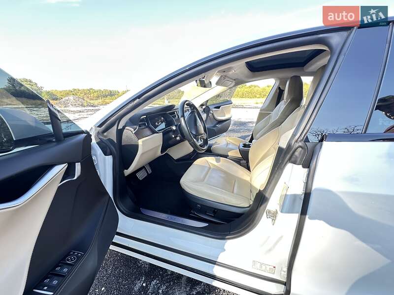 Лифтбек Tesla Model S 2016 в Черкассах фото 51 Лифтбек Tesla Model S 2016 в Черкассах