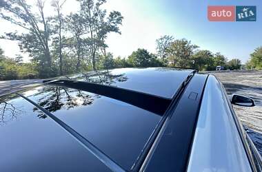 Лифтбек Tesla Model S 2016 в Черкассах