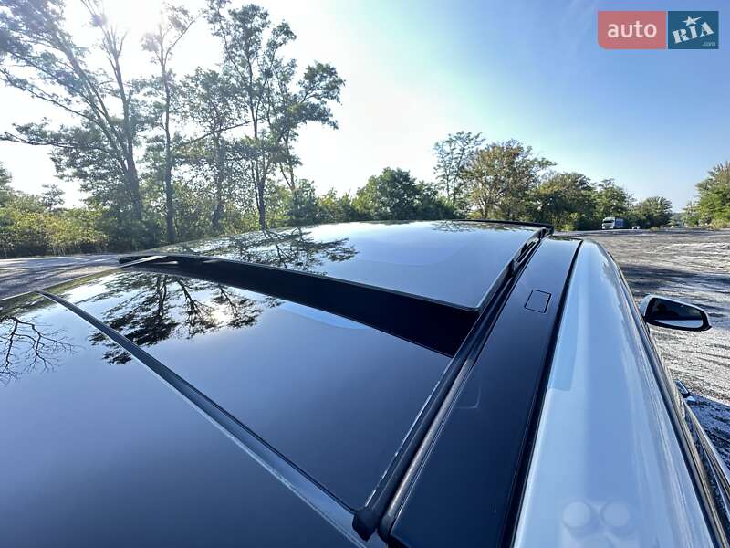 Лифтбек Tesla Model S 2016 в Черкассах фото 67 Лифтбек Tesla Model S 2016 в Черкассах