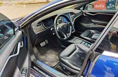 Ліфтбек Tesla Model S 2015 в 