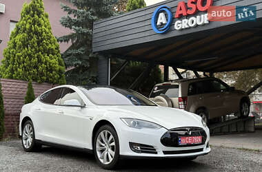 Tesla Model S 2013