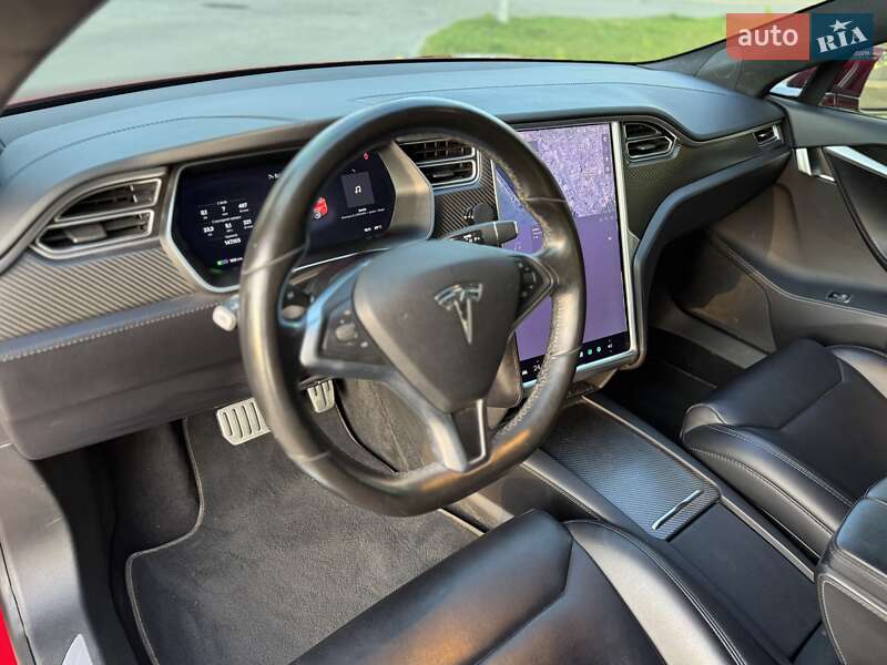 Лифтбек Tesla Model S 2017 в Днепре фото 15 Лифтбек Tesla Model S 2017 в Днепре