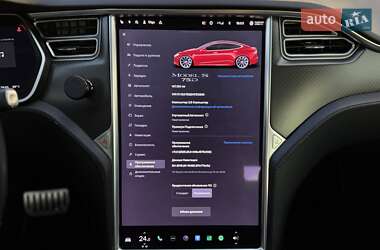Лифтбек Tesla Model S 2017 в 