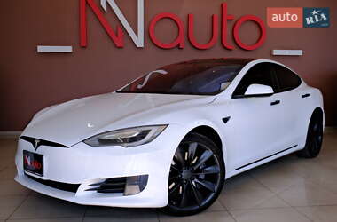 Лифтбек Tesla Model S 2016 в Одессе
