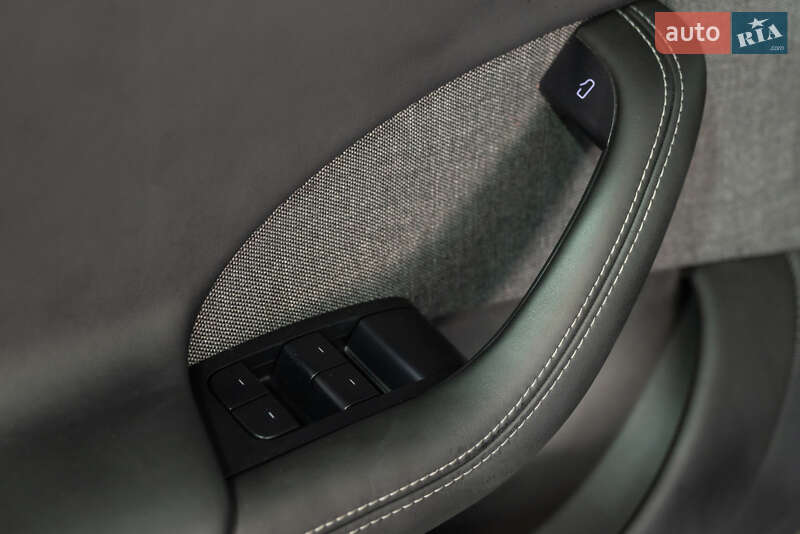 Лифтбек Tesla Model S 2021 в Коломые фото 26 Лифтбек Tesla Model S 2021 в Коломые