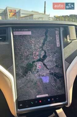 Лифтбек Tesla Model S 2018 в 