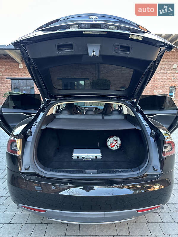 Лифтбек Tesla Model S 2013 в Львове фото 24 Лифтбек Tesla Model S 2013 в Львове