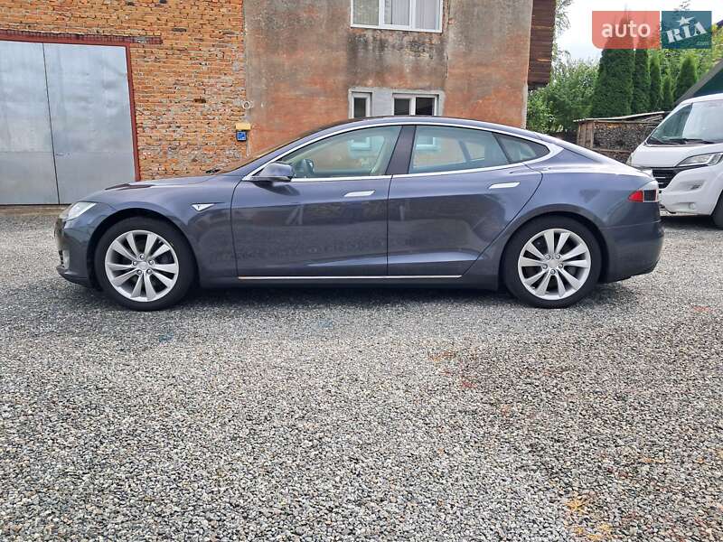 Ліфтбек Tesla Model S 2014 в Радехові