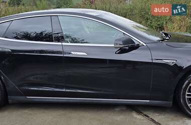 Лифтбек Tesla Model S 2013 в Калуше